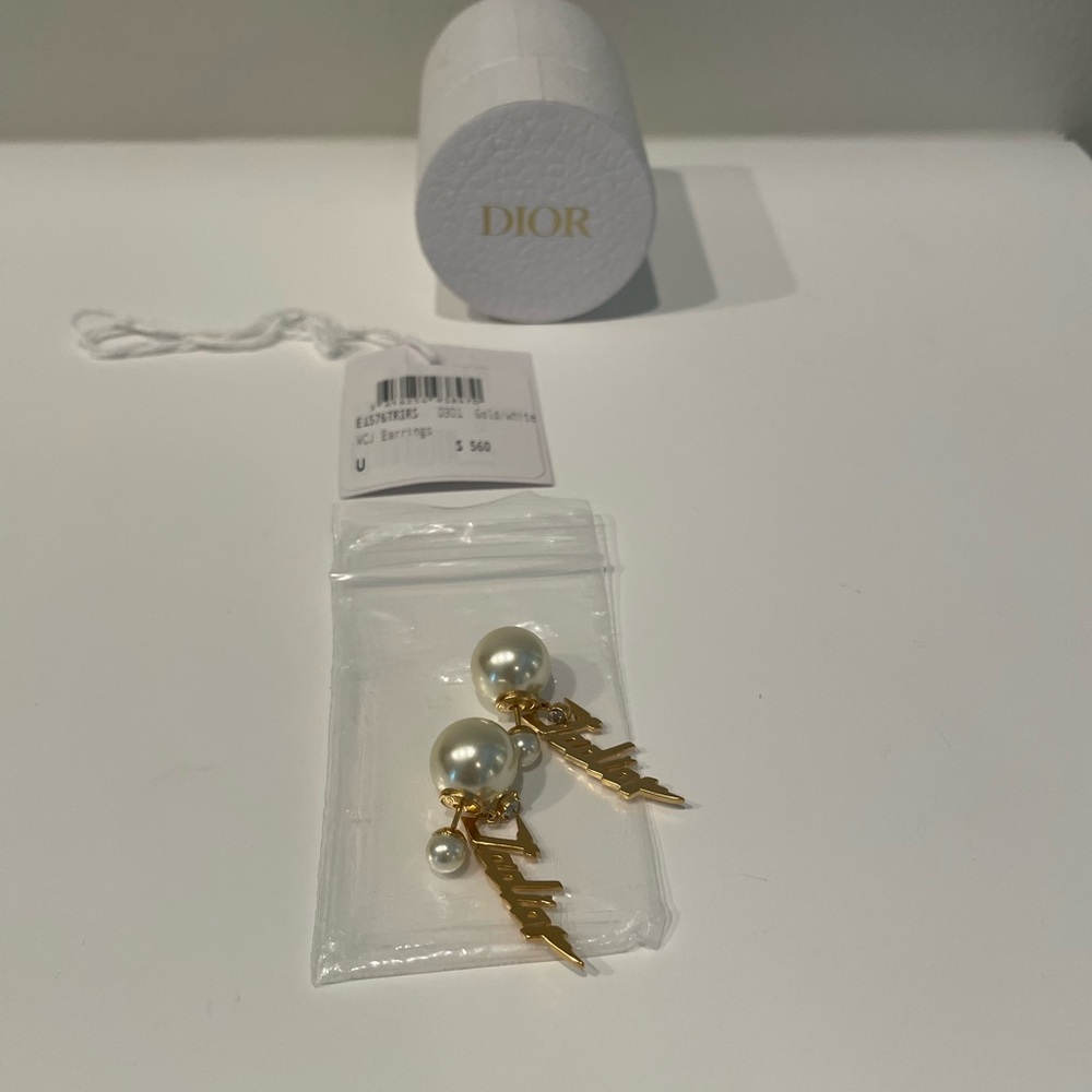 Brand NWT Christian Dior Tribales Earrings - Picture 5 of 6